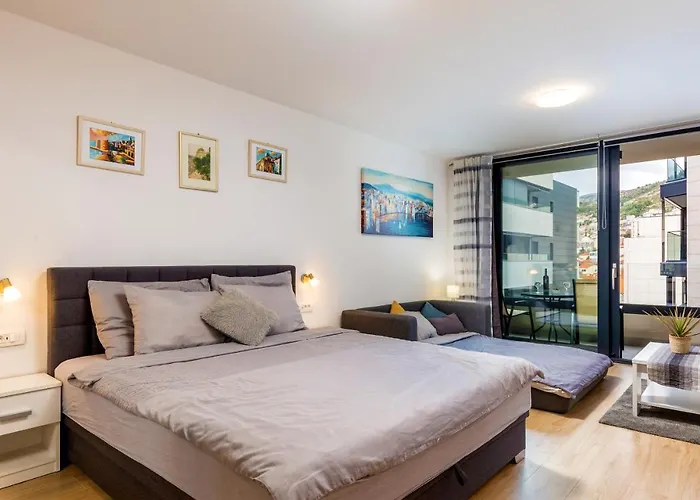 Nomad Dubrovnik + Free Parking
